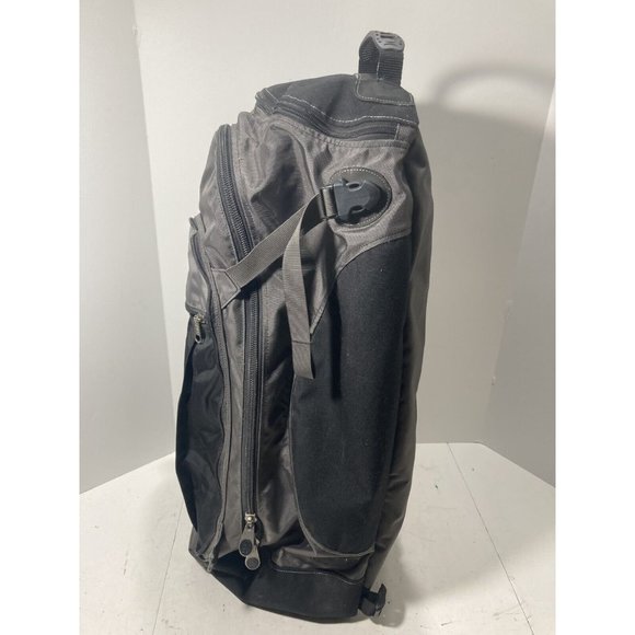 REI Backpack/Duffel bag Missing Detachable Front - Picture 3 of 6